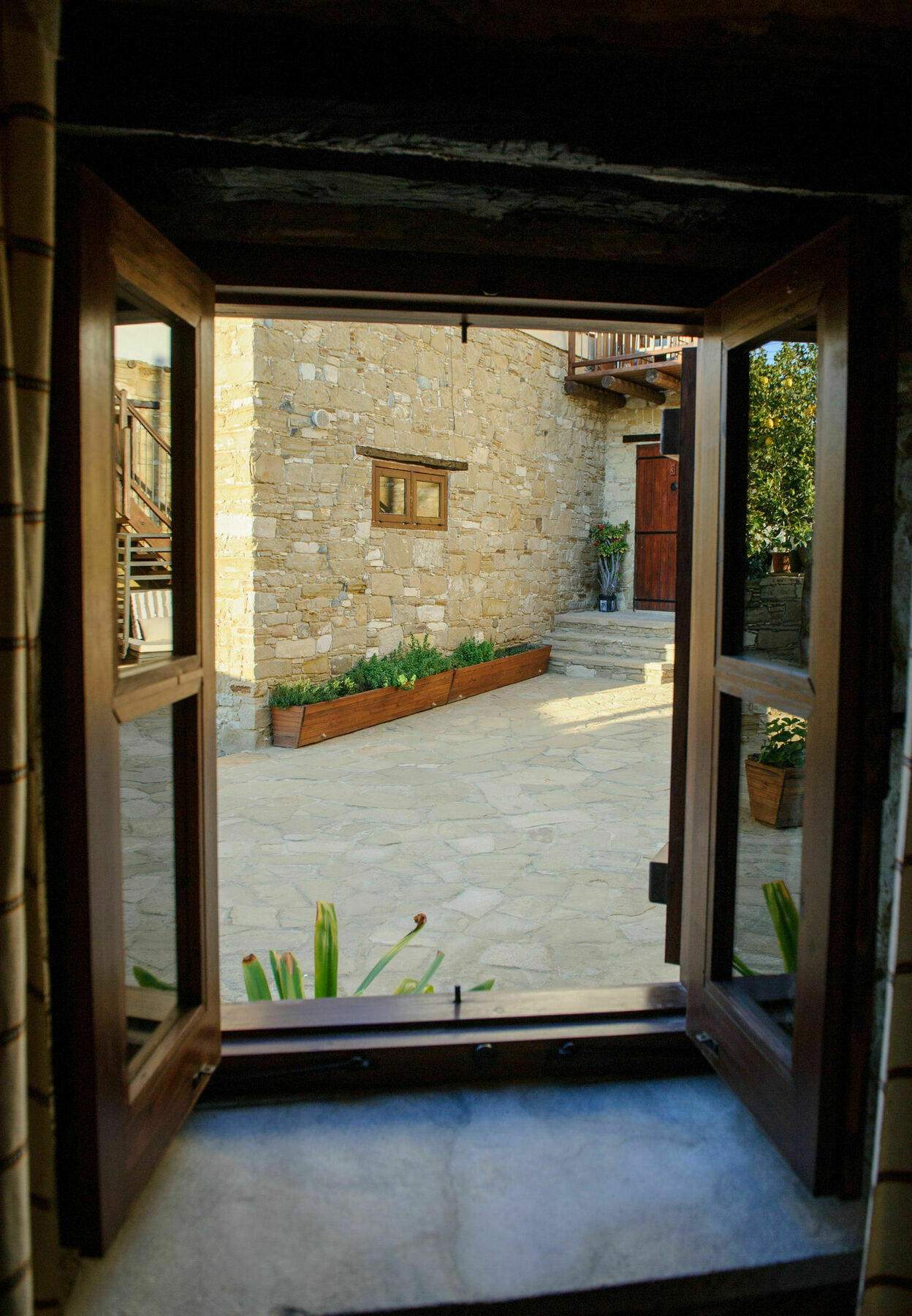 Teacher'S House Maroni Exterior photo